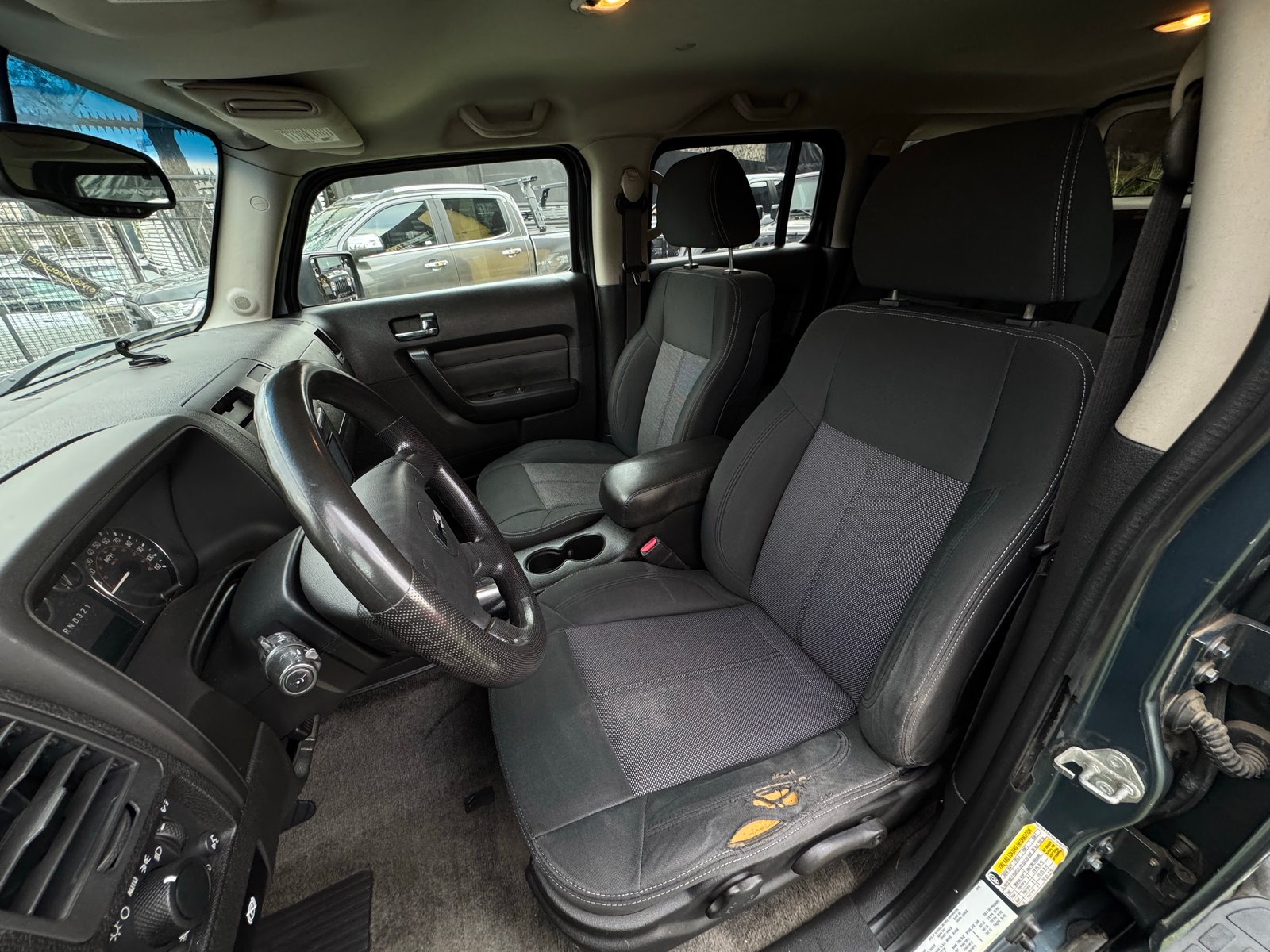 Hummer H3 2006 - Imagen 16 de 20