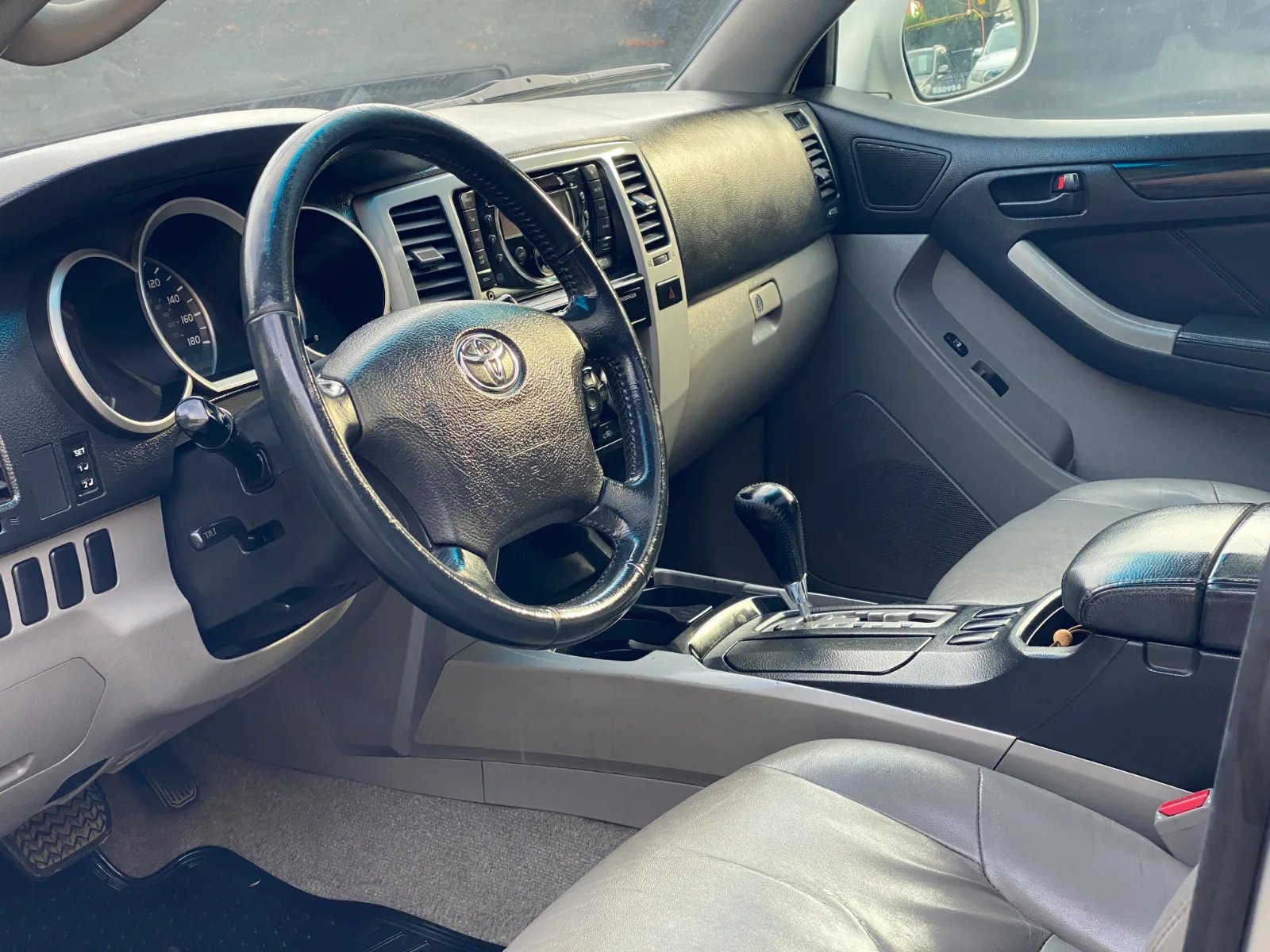 Toyota 4Runner Limited 2008 - Imagen 17 de 20