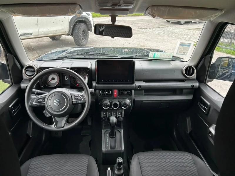 Suzuki Jimny GLX 2025 - Imagen 18 de 19