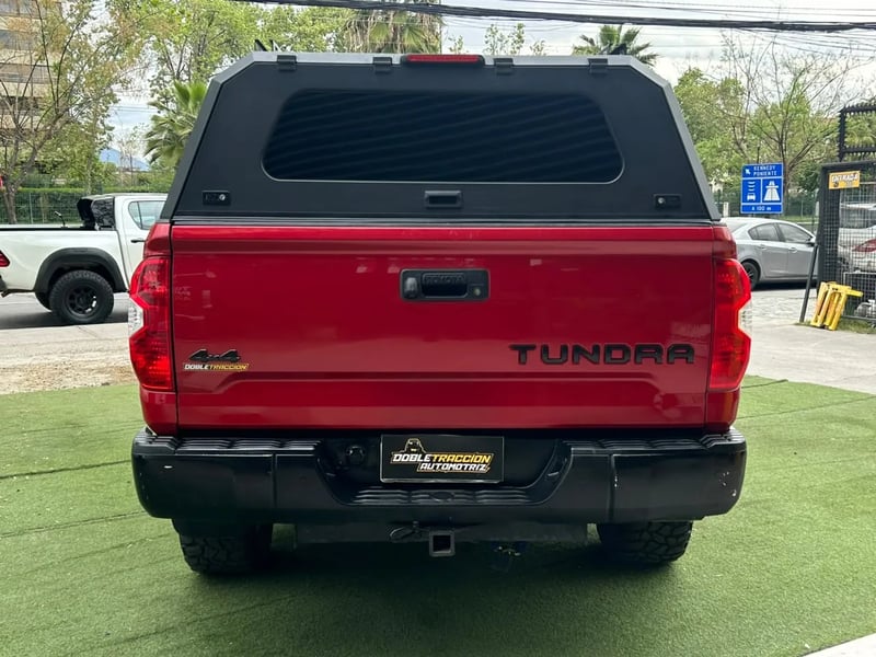 Toyota Tundra Limited 4x4 2019 - Imagen 10 de 17