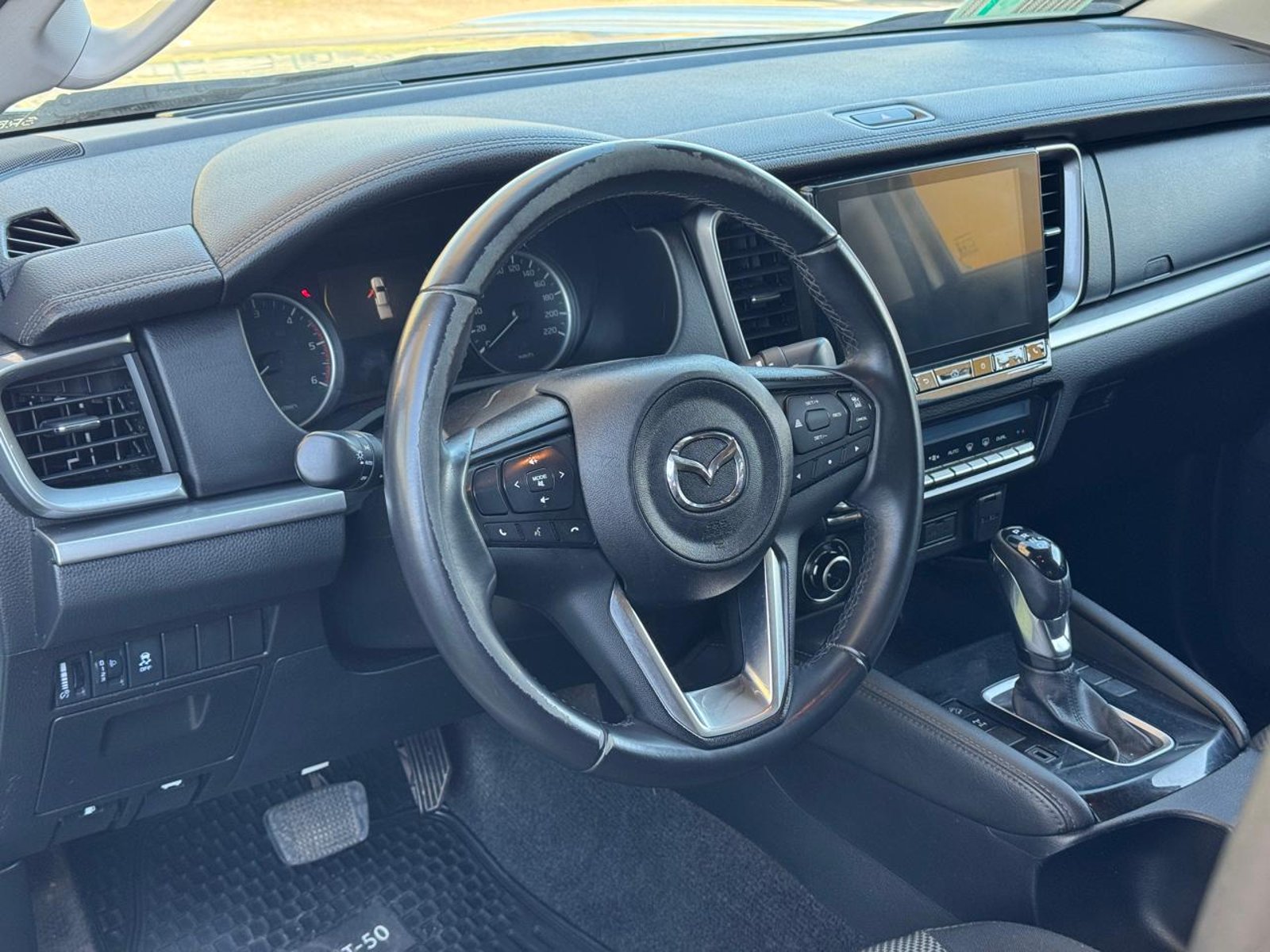 Mazda BT-50 High 2023 - Imagen 14 de 20