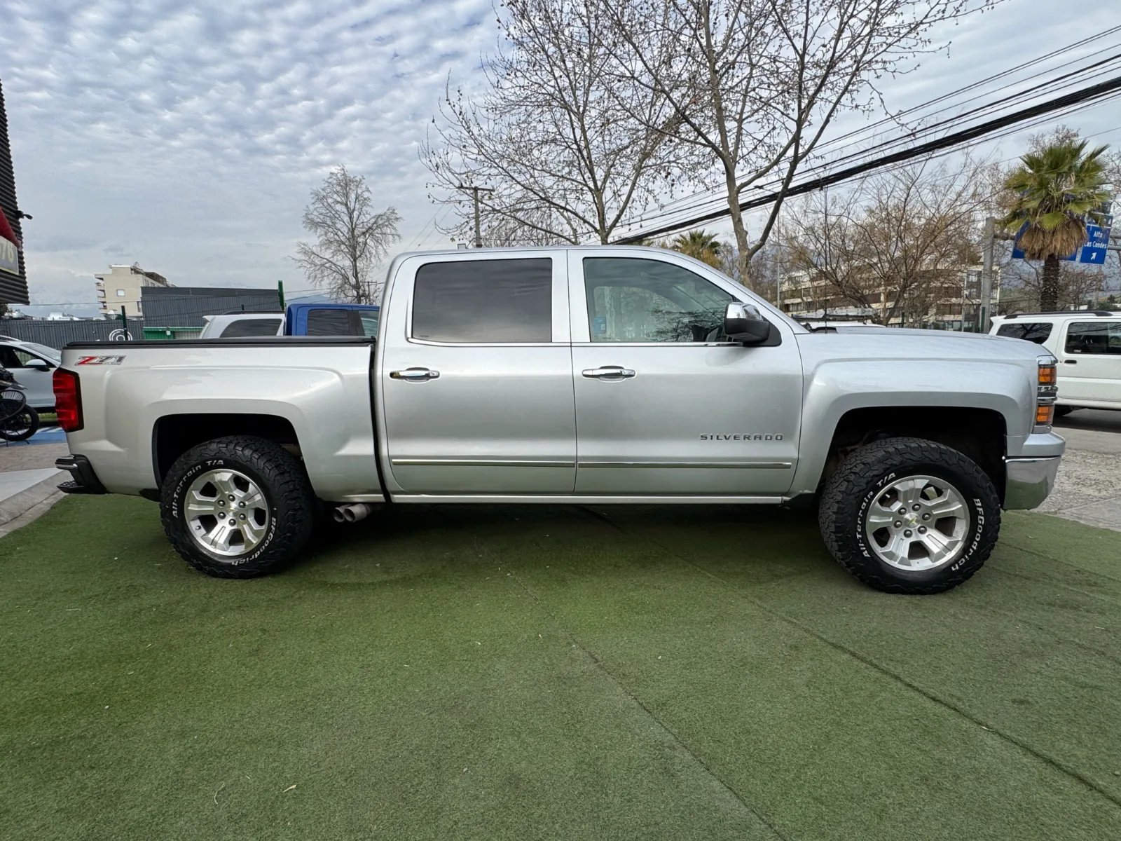 Chevrolet Silverado LTZ Z71 2015 - Imagen 8 de 19