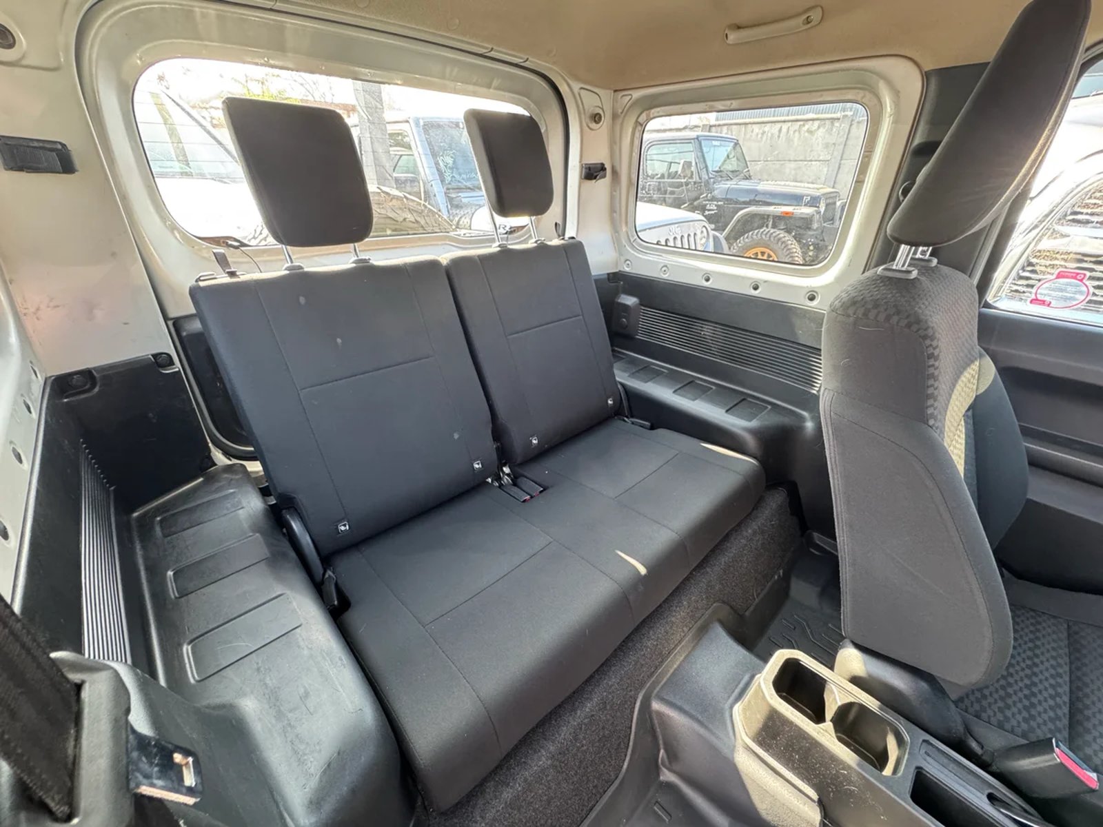 SUZUKI JIMNY GL 4X4 1.5 2022 - Imagen 15 de 15