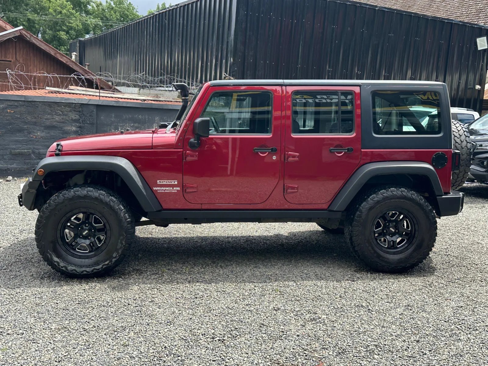 Jeep Wrangler JKU Sport 2013 - Foto 5 de 20