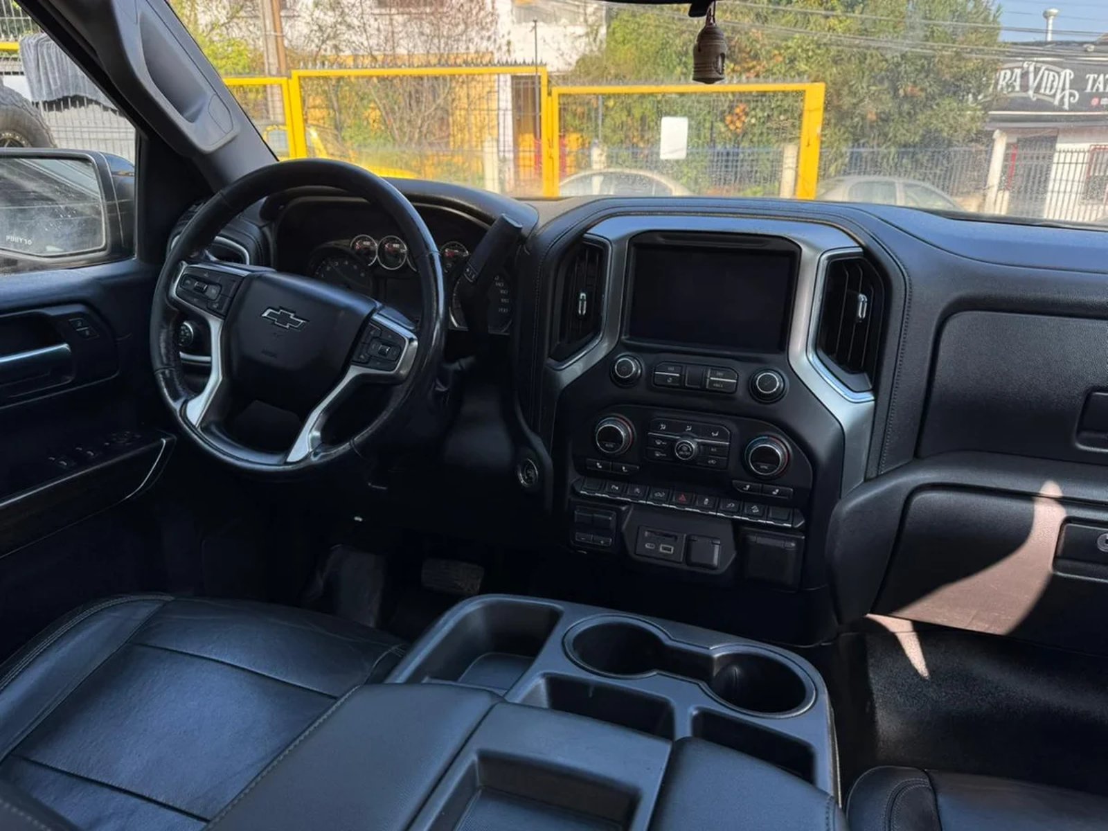 CHEVROLET SILVERADO 5.3 AUT 2020 - Imagen 12 de 15
