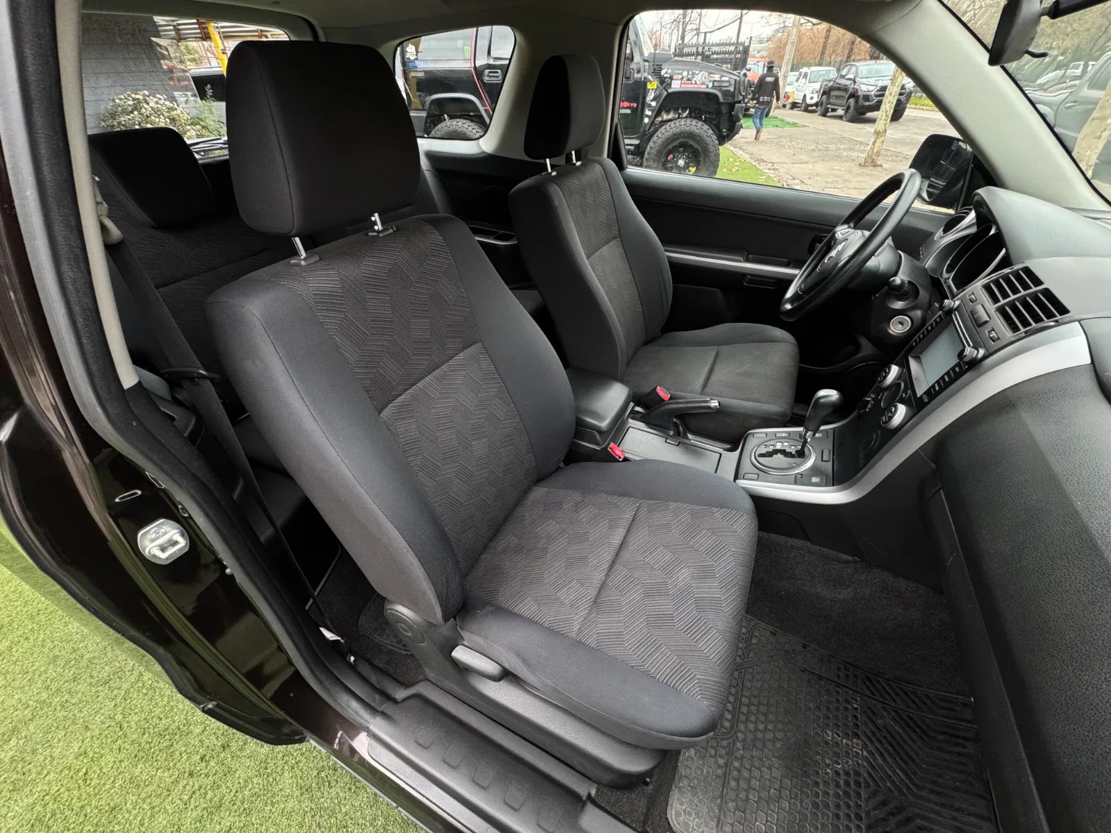 Suzuki Grand Vitara GLX 2015 - Imagen 17 de 19