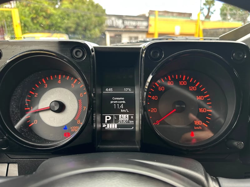 Suzuki Jimny GLX 2024 - Imagen 14 de 20