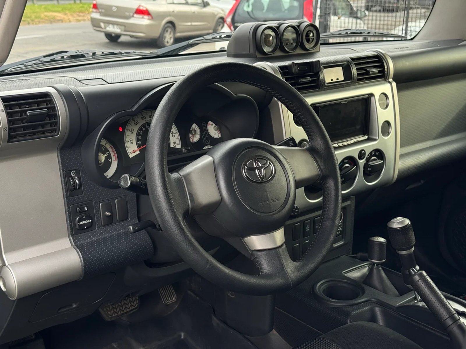 TOYOTA FJ CRUISER LIMITED 4X4 4.0 AUT 2008 - Imagen 14 de 15