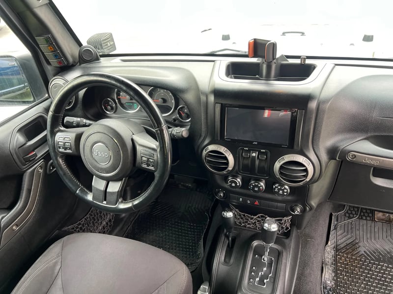 Jeep Wrangler Sport CRD 2.8 2013 - Imagen 10 de 17