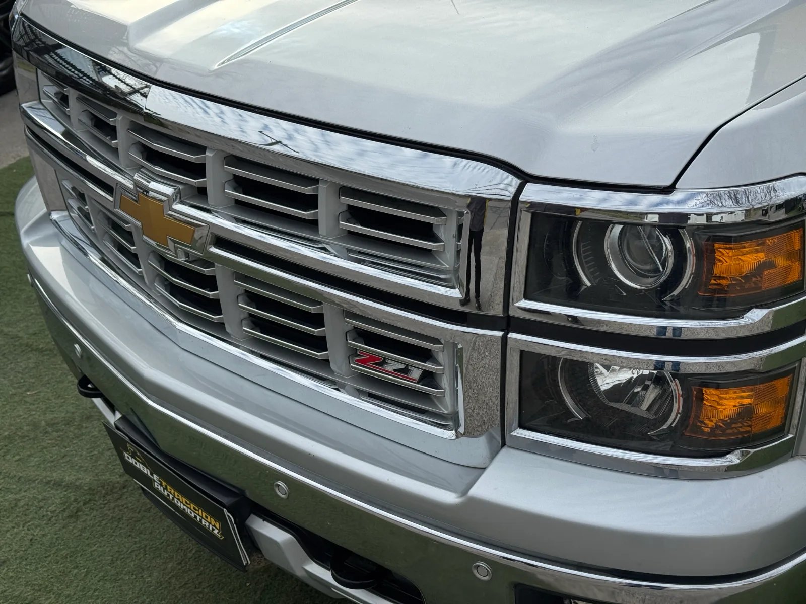 Chevrolet Silverado LTZ Z71 2015 - Imagen 9 de 19