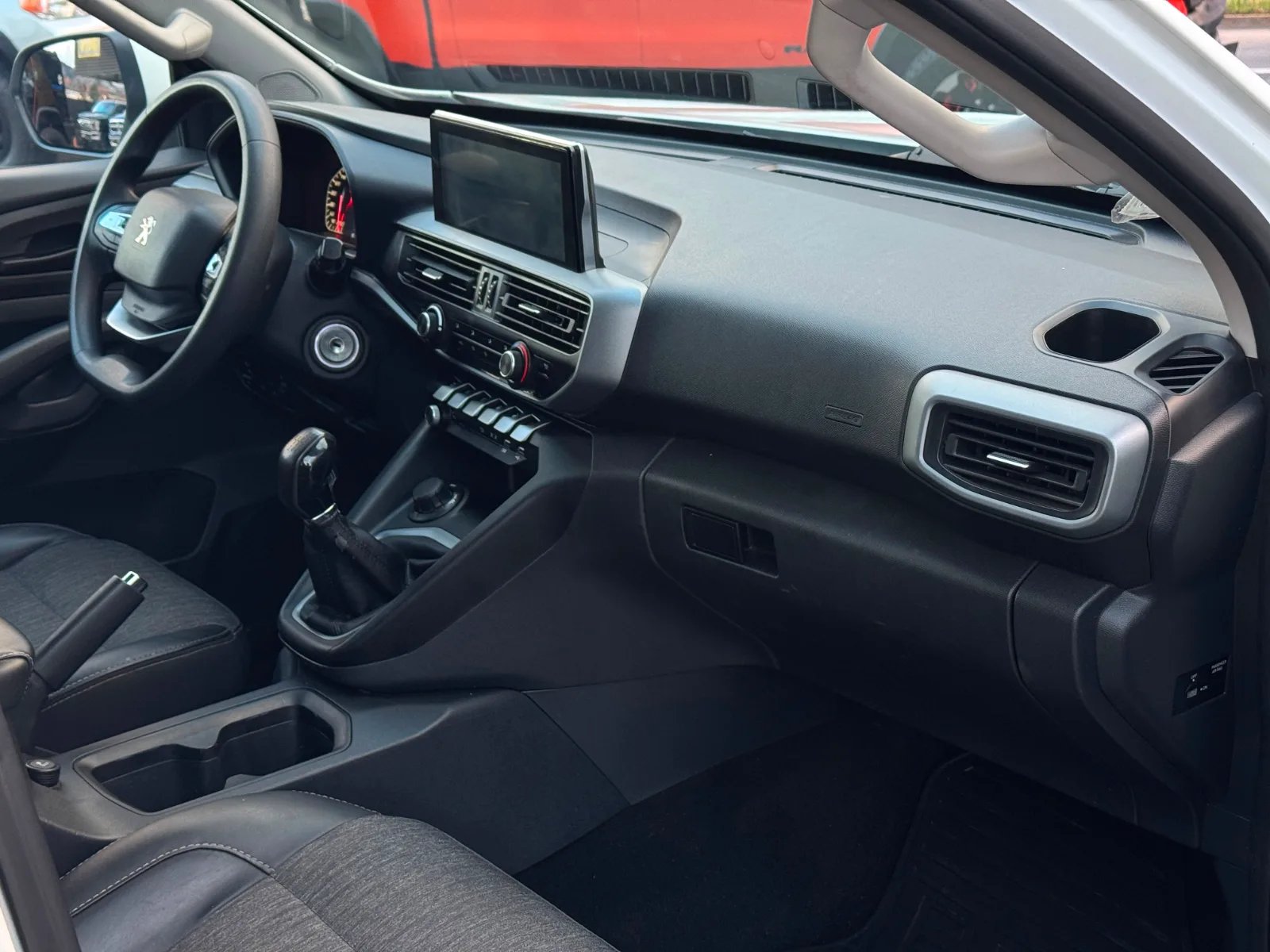 Peugeot Landtrek Active 2023 - Imagen 15 de 18