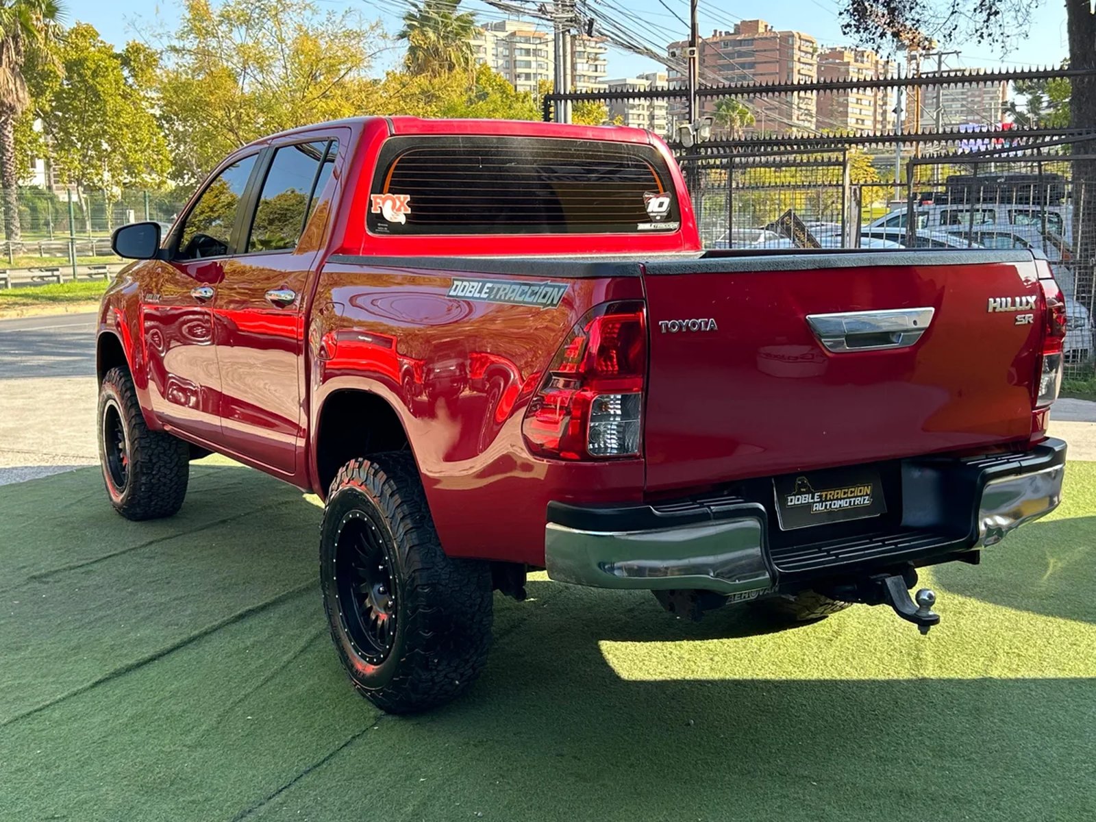 Toyota HI LUX D CAB 4X4 2.8 2019 - Foto 3 de 15