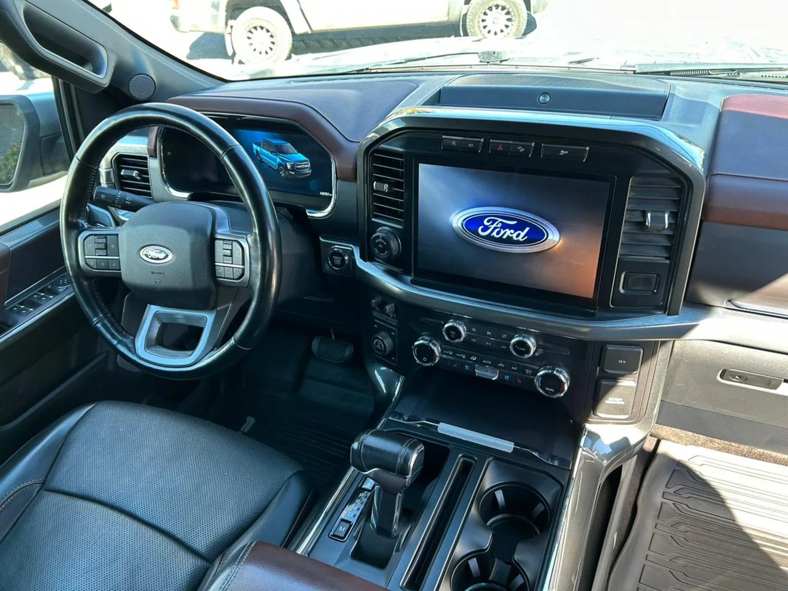 Ford F-150 Lariat Sport 5.0 2022 - Imagen 15 de 16