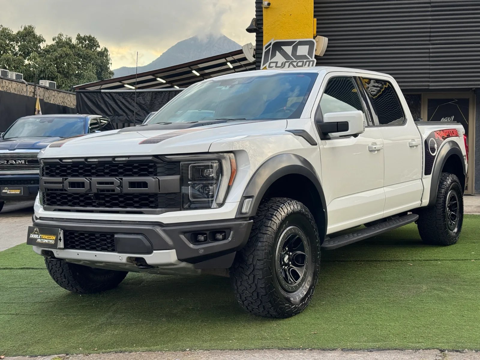 Ford F-150 Raptor 2022 - Foto 3 de 20