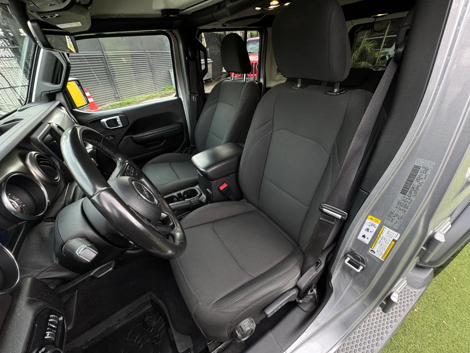 Jeep Wrangler JLU Sport 2020 - Imagen 15 de 19
