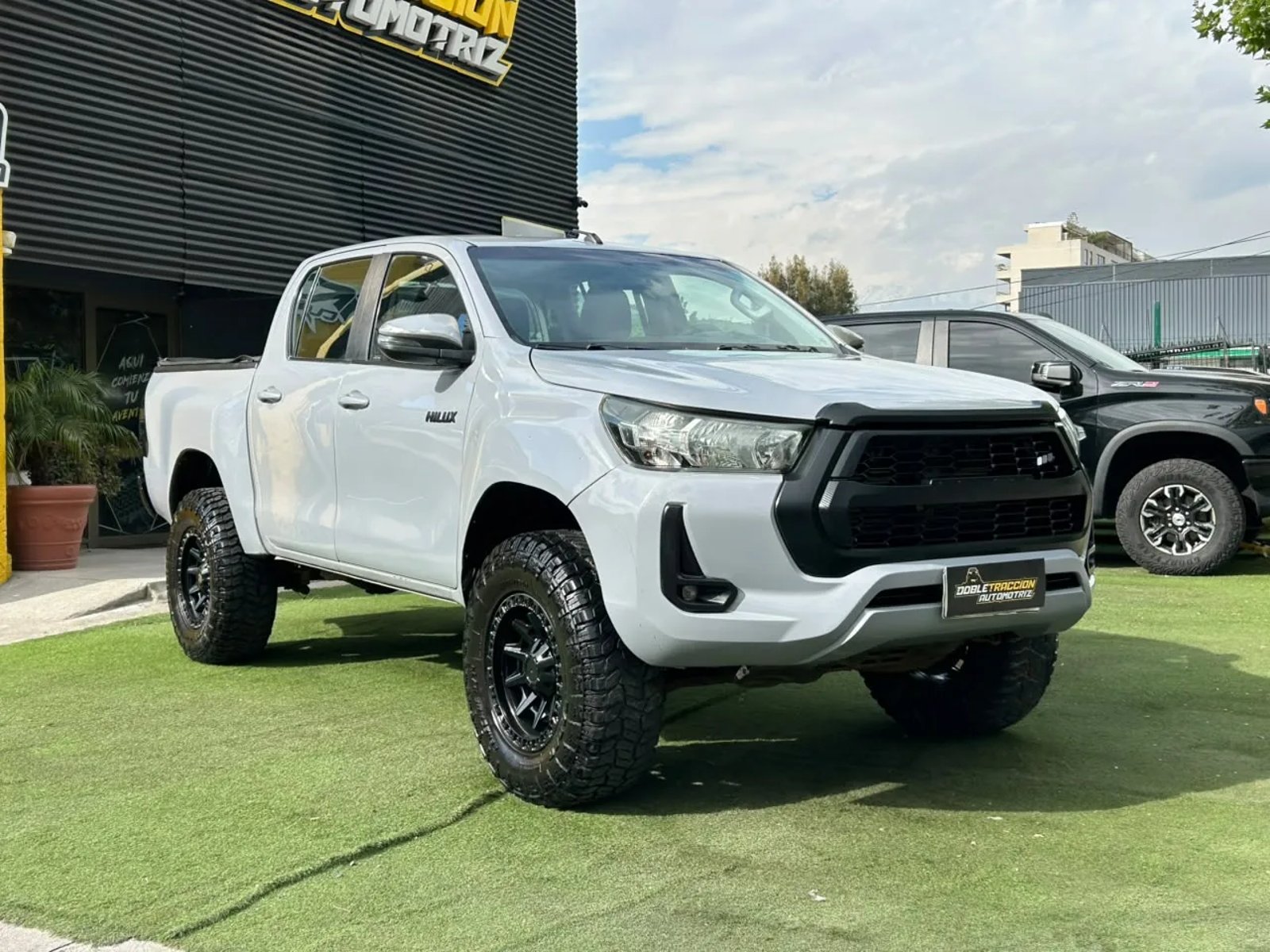 Toyota Hilux SR 2.8D 2022 en Vitacura