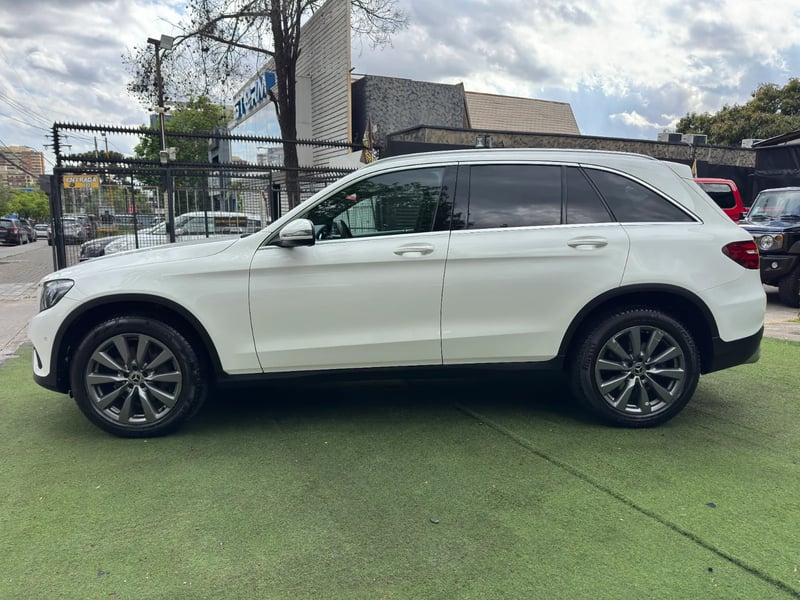 Mercedes-Benz GLC 250D 2019 - Imagen 4 de 18