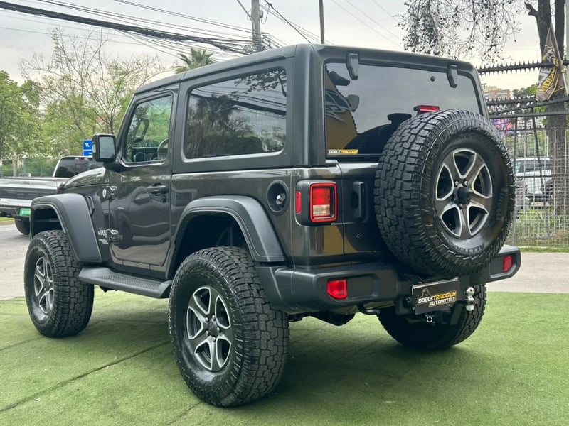 Jeep Wrangler JL Sport 2021 - Imagen 6 de 17