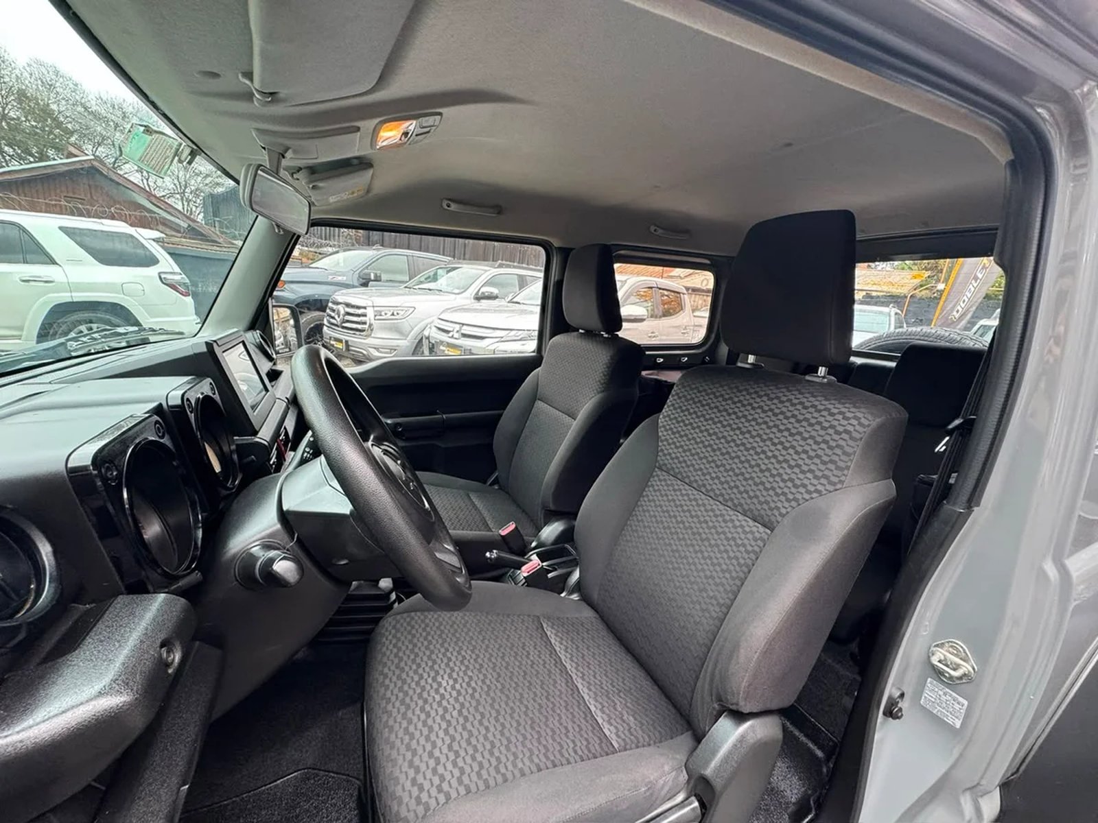 SUZUKI JIMNY 4X4 1.5 2022 - Imagen 10 de 11