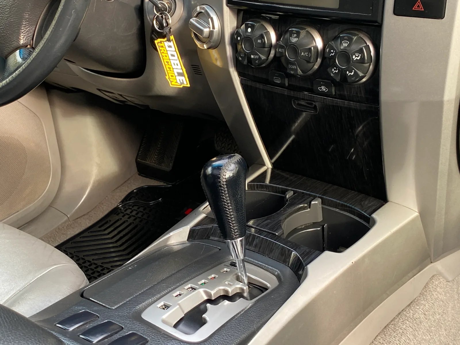 Toyota 4Runner Limited 2008 - Imagen 16 de 20