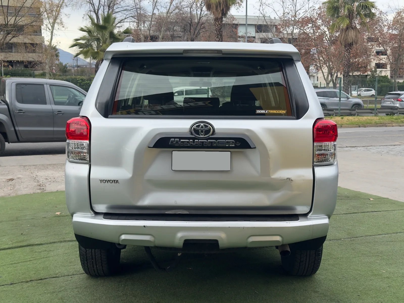 Toyota 4Runner SR5 2013 - Imagen 6 de 17