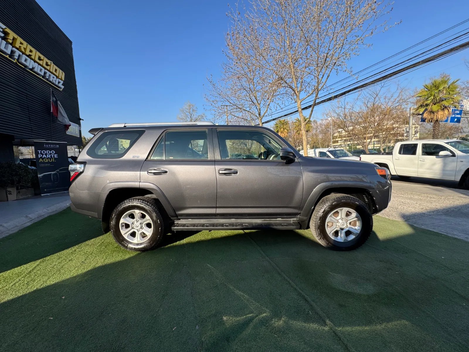 Toyota 4Runner SR5 2021 - Imagen 8 de 17