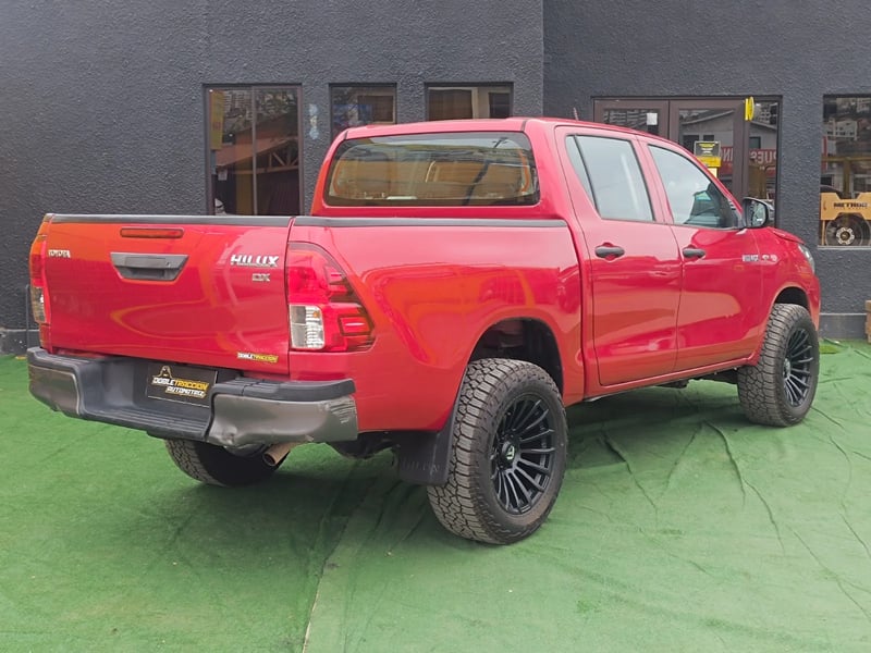 Toyota Hilux DX 4x4 2024 - Imagen 6 de 17