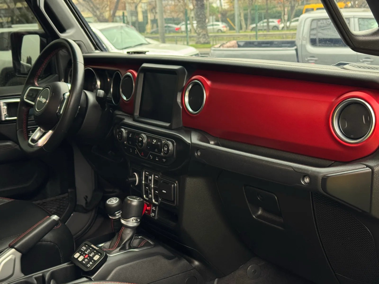 Jeep Gladiator JT Rubicon 2023 - Imagen 18 de 20