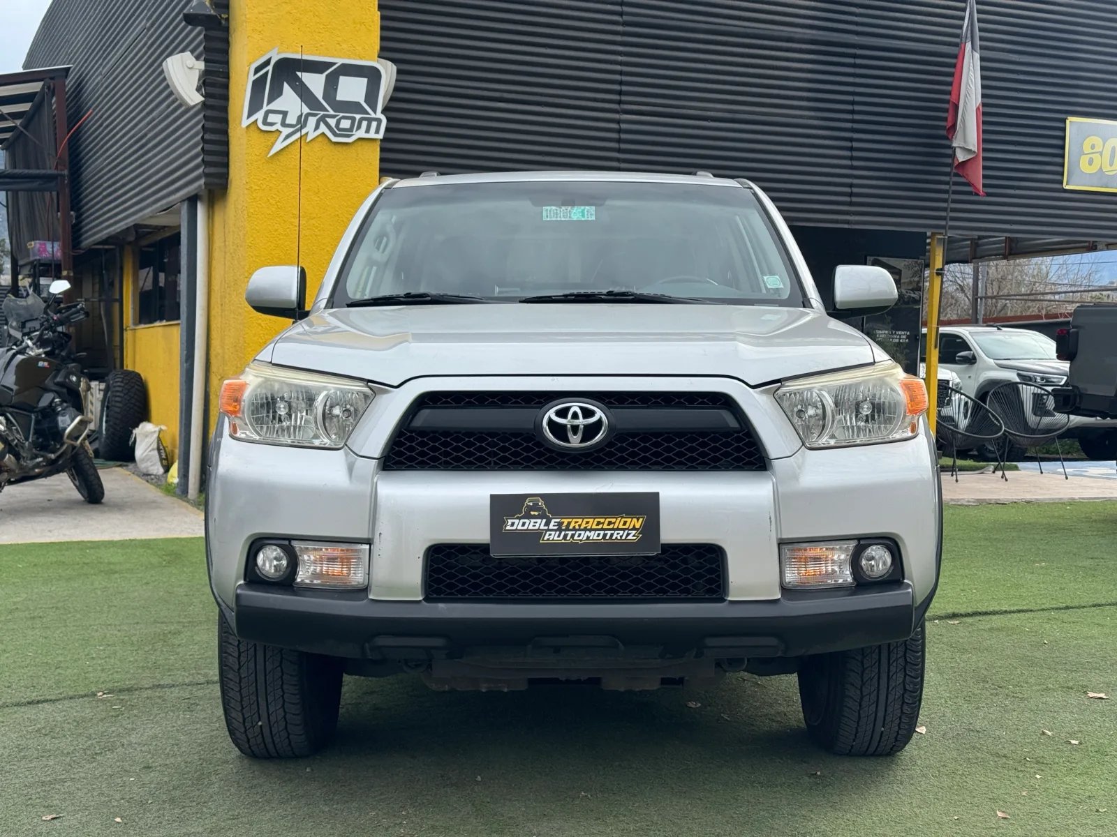 Toyota 4Runner SR5 2013 - Foto 2 de 17