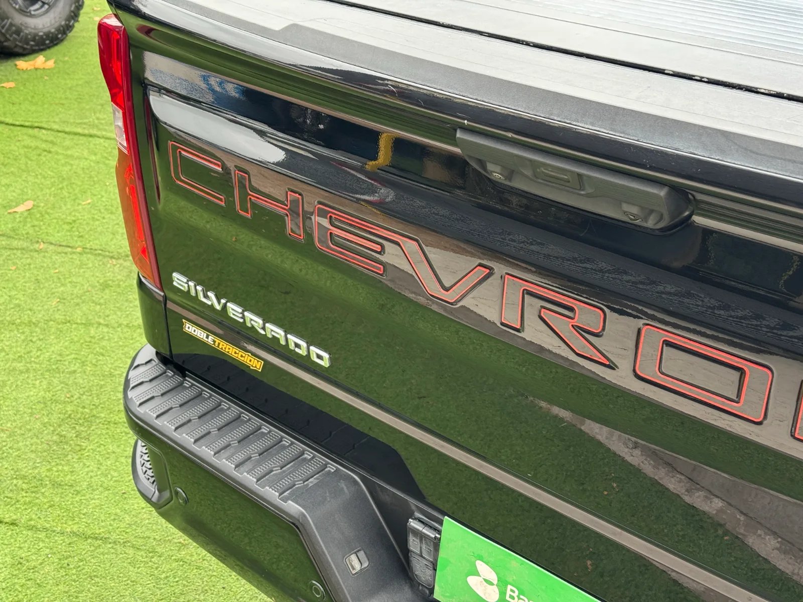 Chevrolet Silverado ZR2 2023 - Imagen 12 de 20