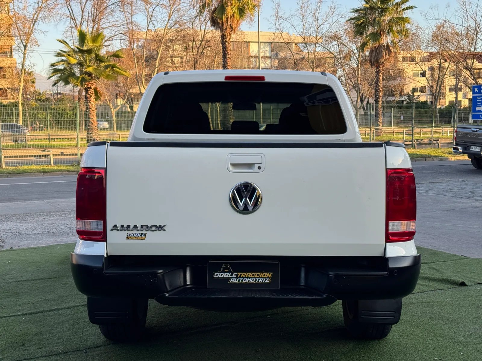 Volkswagen Amarok Confortline 4x4 AT 2022 - Imagen 6 de 17