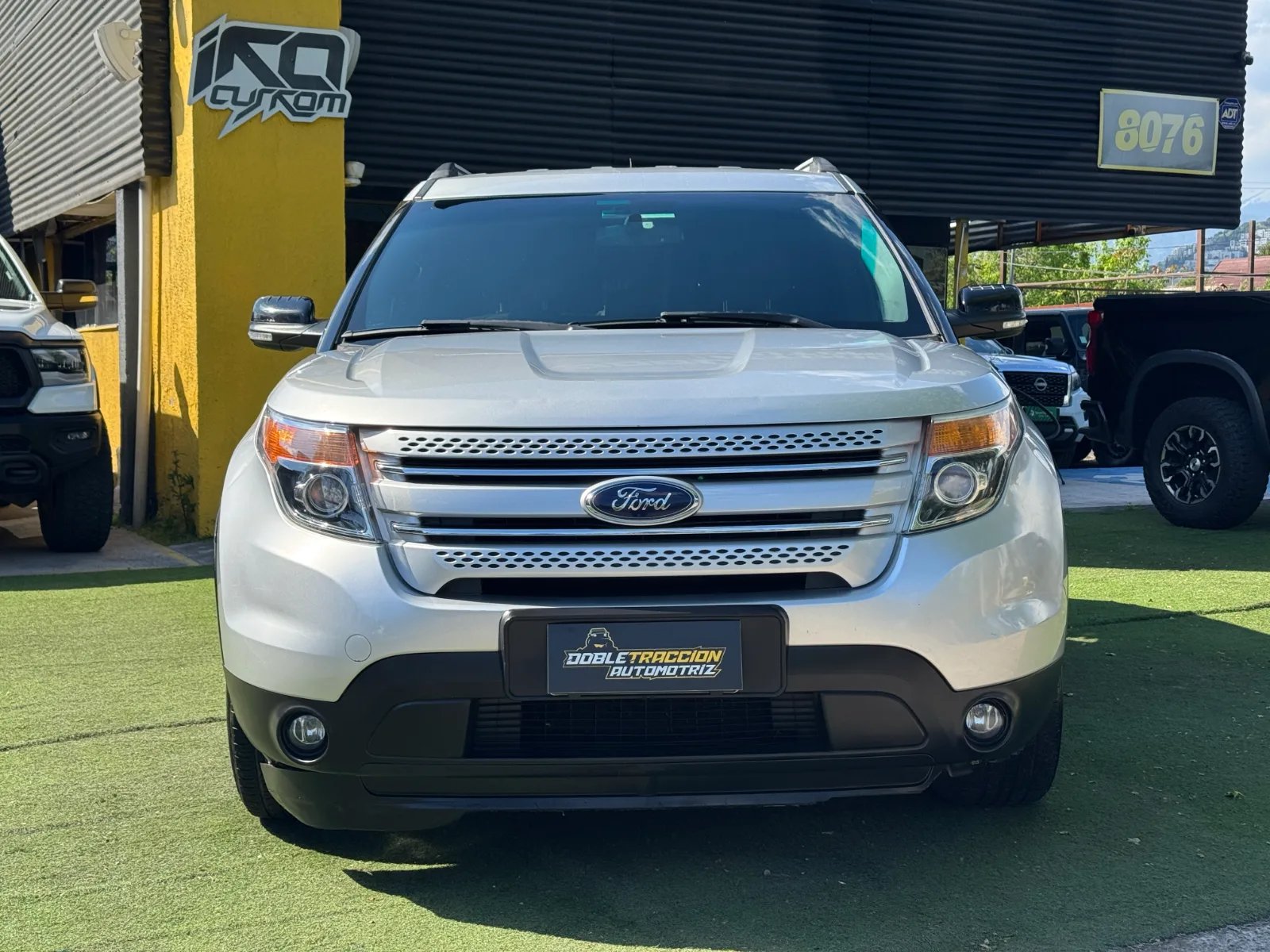 Ford Explorer XLT 2014 - Foto 2 de 18
