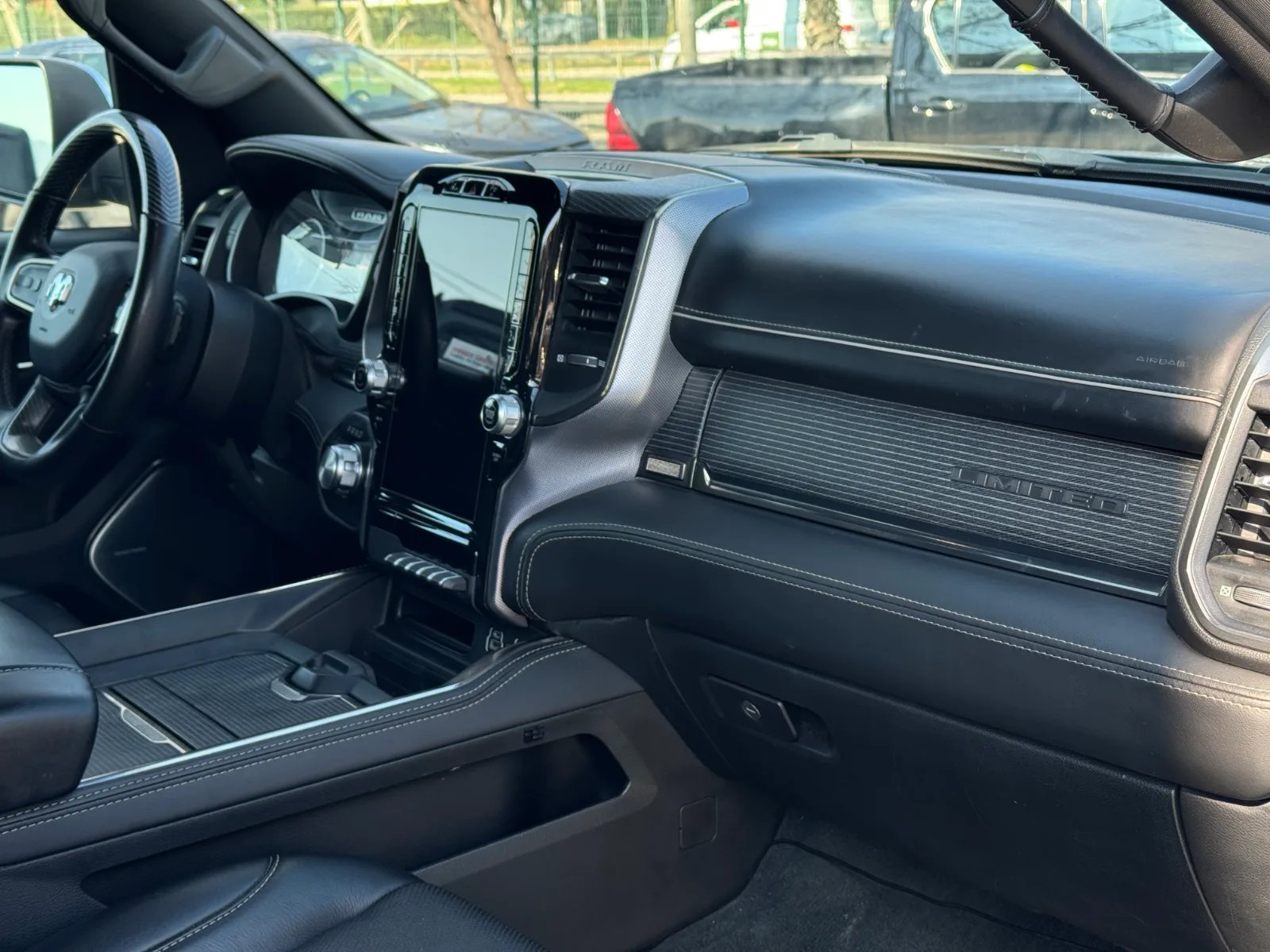 RAM 1500 Limited 2021 - Imagen 17 de 20