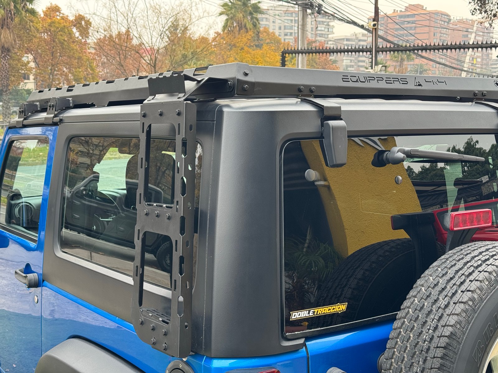 Jeep Wrangler JK Sport CRD 2015 - Imagen 12 de 17