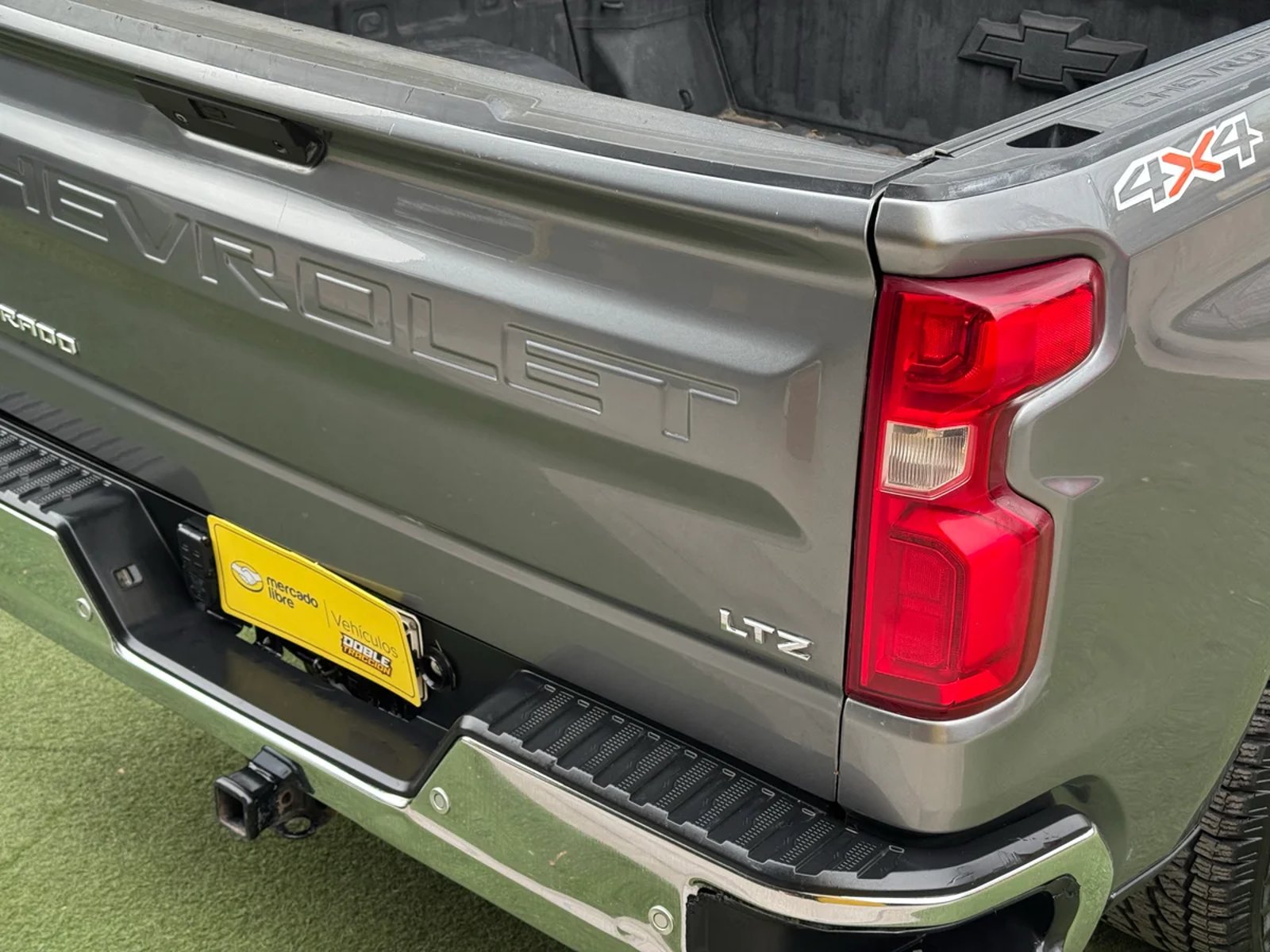 CHEVROLET SILVERADO 4X4 3.0L AUT 2022 - Imagen 9 de 15