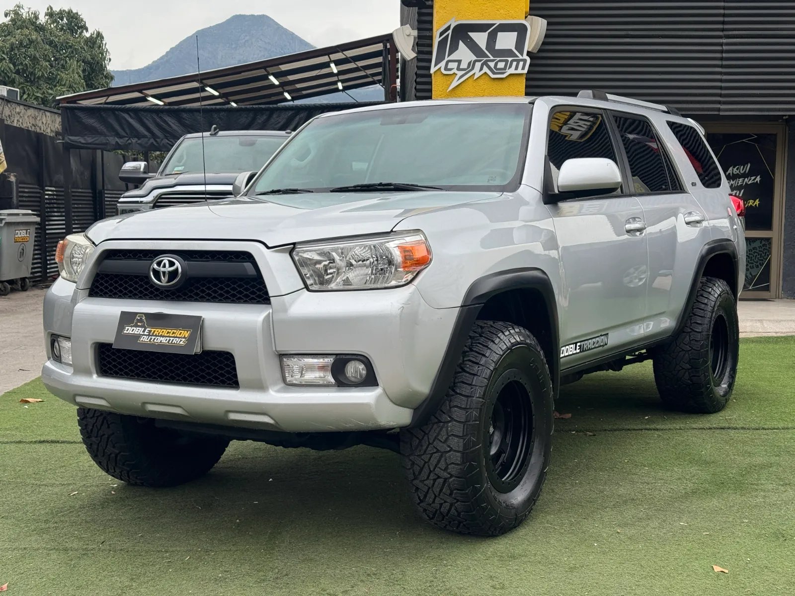 Toyota 4Runner SR5 2013 - Imagen 3 de 20
