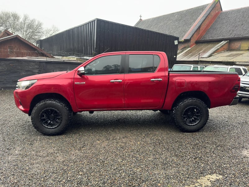 Toyota Hilux SRV 2018 - Imagen 5 de 19