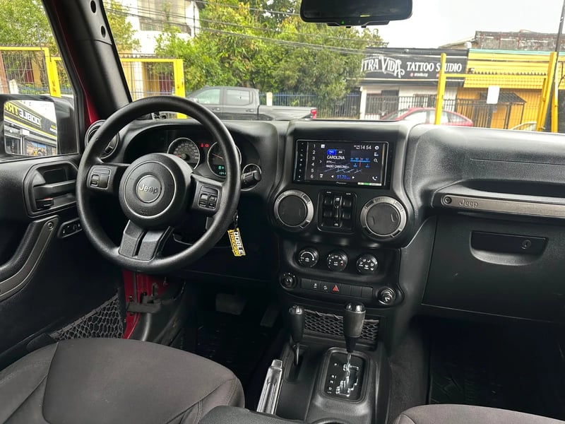 Jeep Wrangler JKU Sport 2013 - Imagen 20 de 20