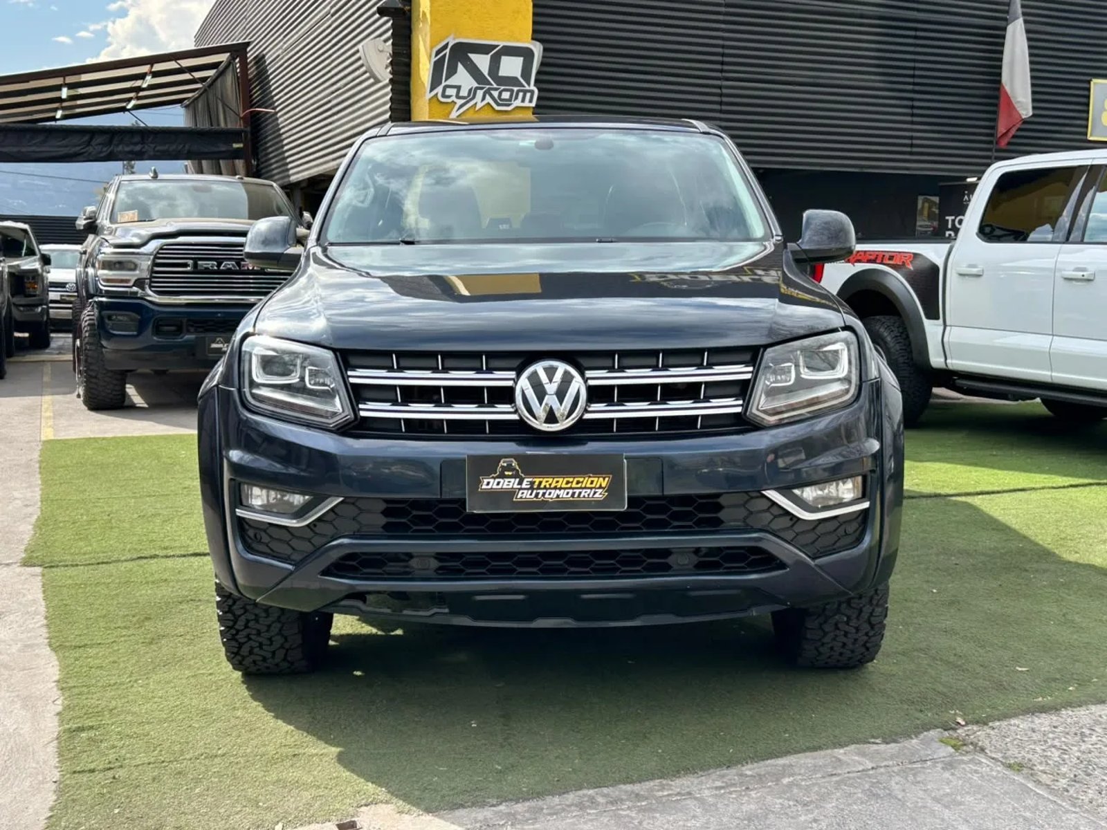 Volkswagen Amarok Highline 4x4 2019 - Foto 2 de 14