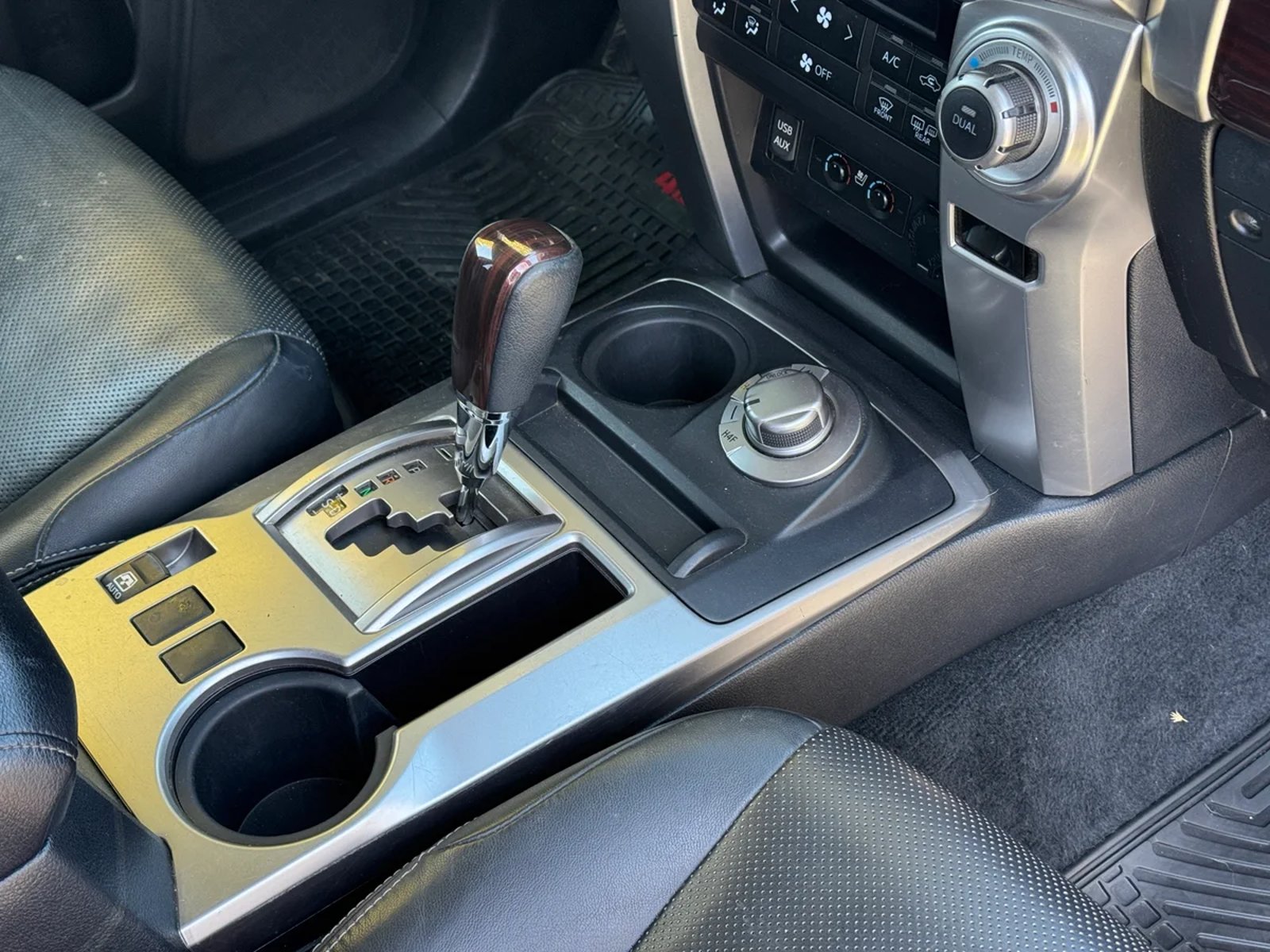 TOYOTA 4RUNNER 4.0 LIMITED 2017 - Imagen 15 de 15
