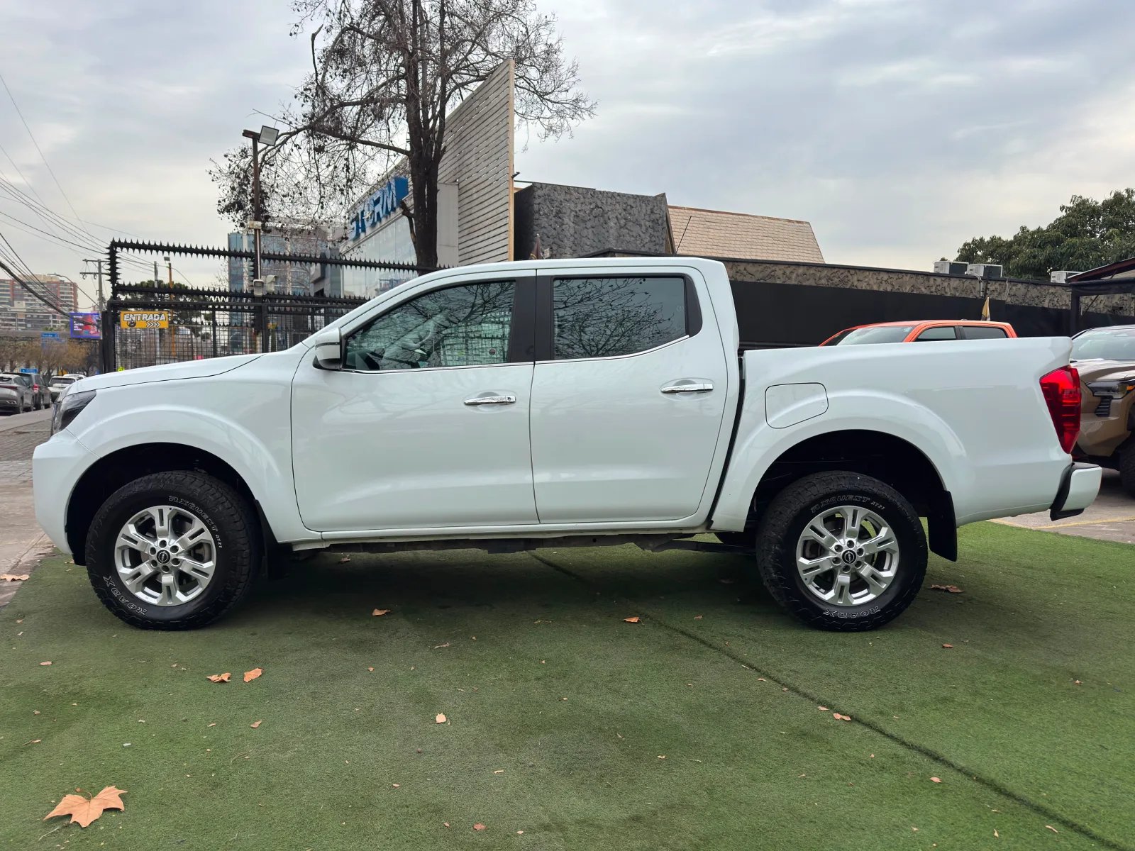 Nissan Navara XE 2024 - Imagen 4 de 20