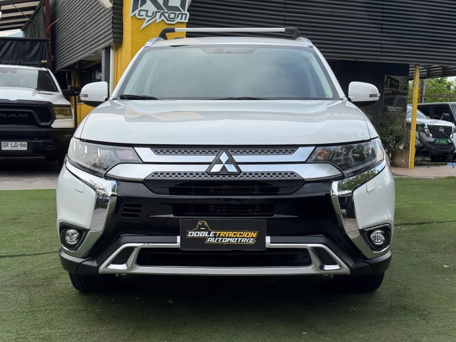 Mitsubishi Outlander GLX 2023 - Foto 2 de 19