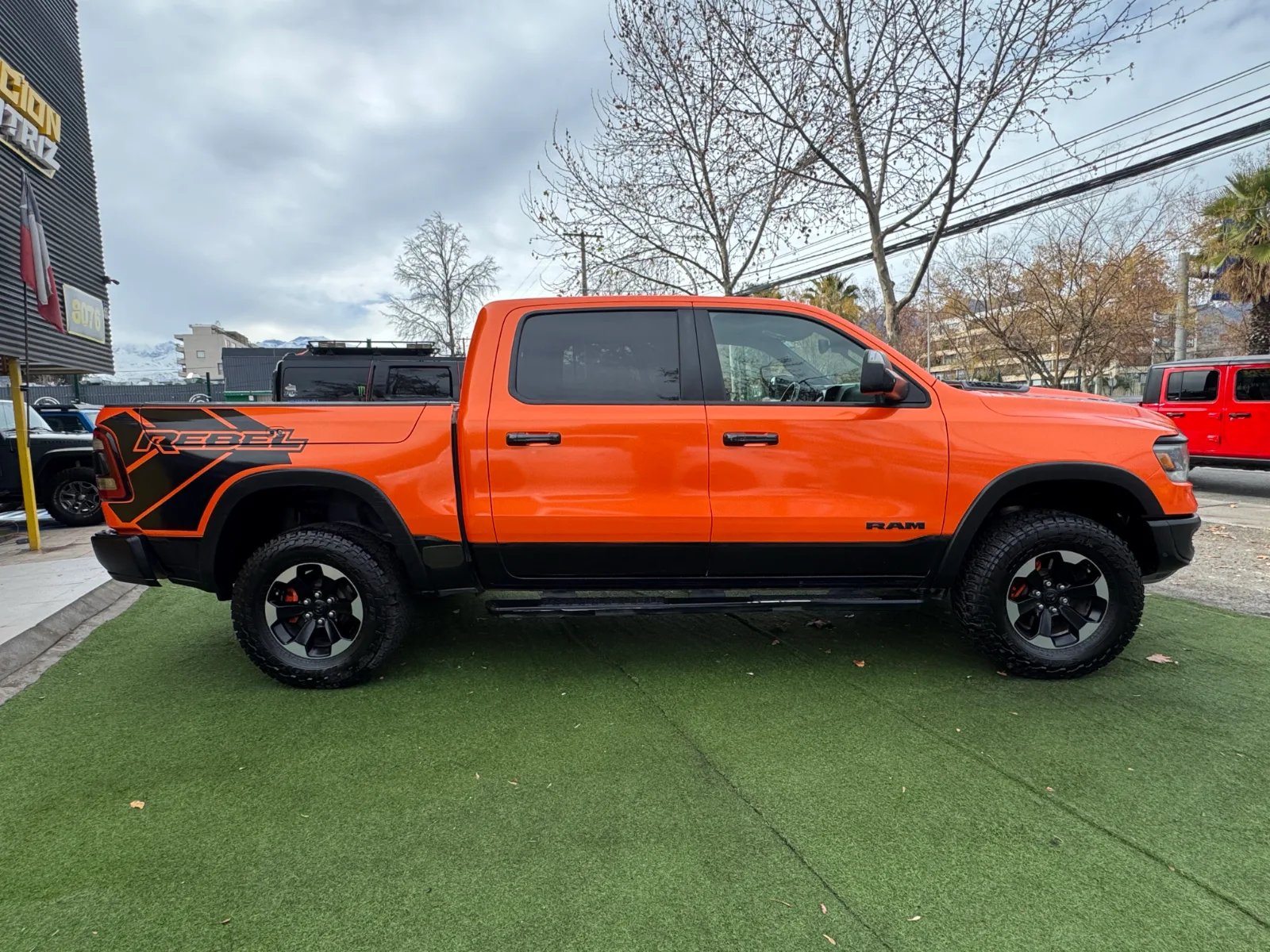 RAM 1500 Rebel 2020 - Imagen 8 de 20