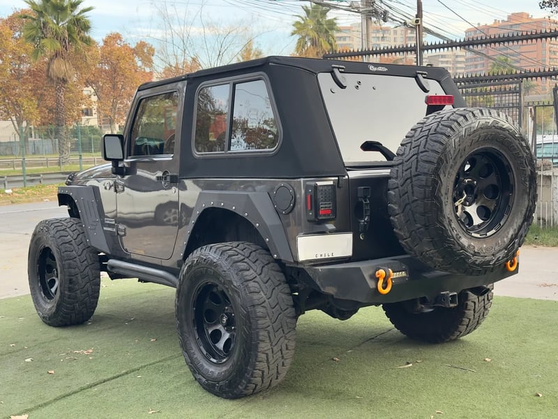 Jeep WRANGLER SPORT 3.6 AUT 2017 - Imagen 4 de 14