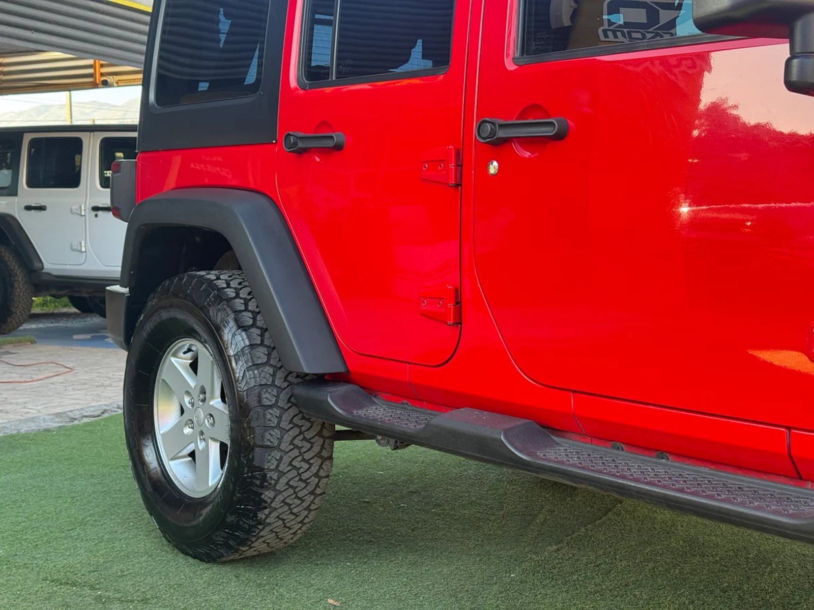 JEEP Wrangler JKU Sport 2015 - Imagen 9 de 15