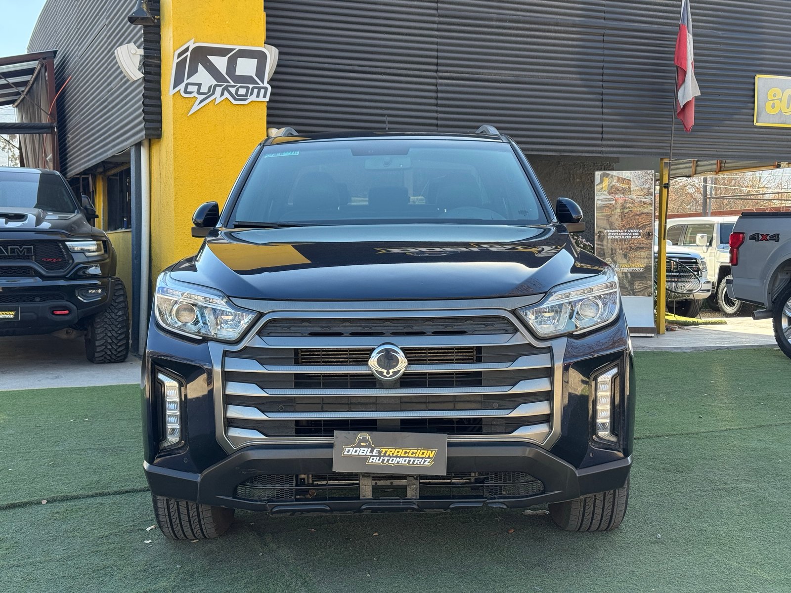 SsangYong Musso Grand Limited 2023 - Foto 2 de 19