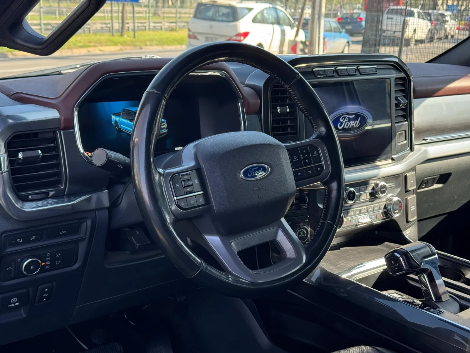 Ford F-150 Lariat Sport 2022 - Imagen 13 de 19