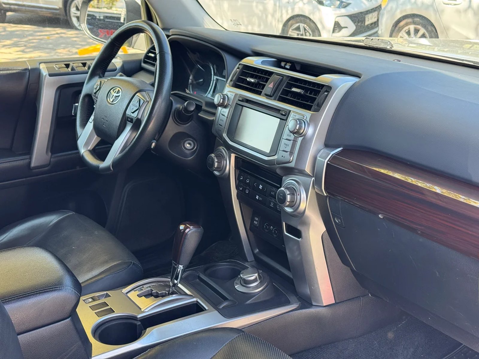 TOYOTA 4RUNNER 4.0 LIMITED 2017 - Imagen 14 de 15