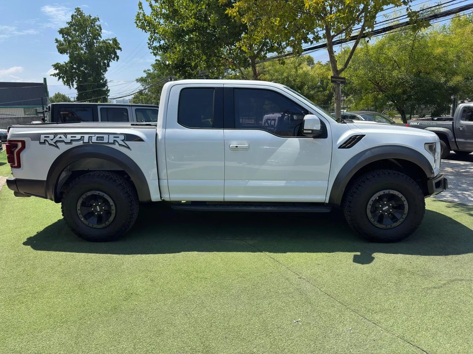 FORD F150 RAPTOR 4X4 3.5L AUT 2018 - Imagen 8 de 15