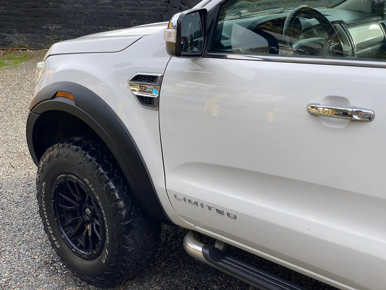 Ford RANGER LIMITED 2020 - Imagen 5 de 17